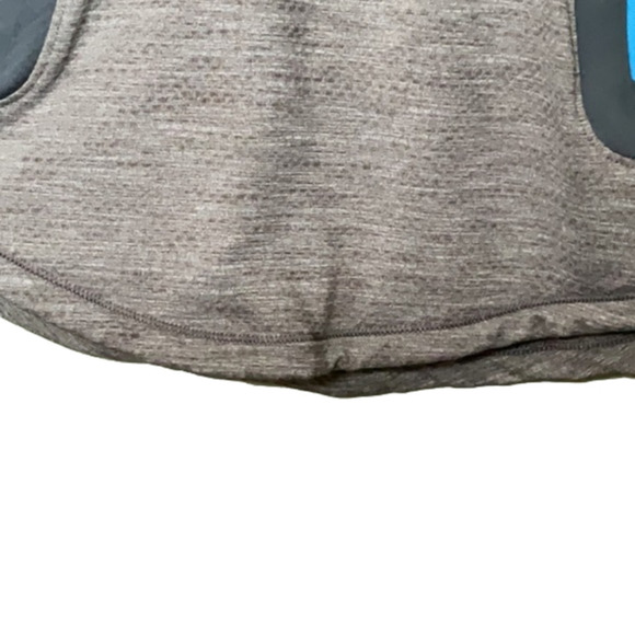 UNDER Armour ColdGear Reactor 1/2 Zip - Picture 6 of 8